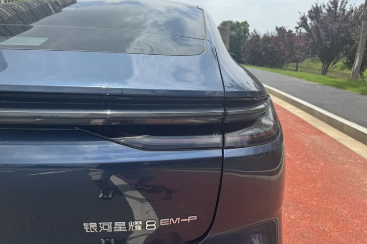Used Geely Galaxy 8 2025 130km EM-P Starship Edition Exterior 1