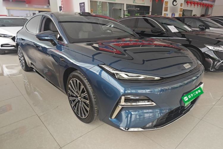 Used Geely Galaxy 8 2025 130km EM-P Starship Edition Exterior 1