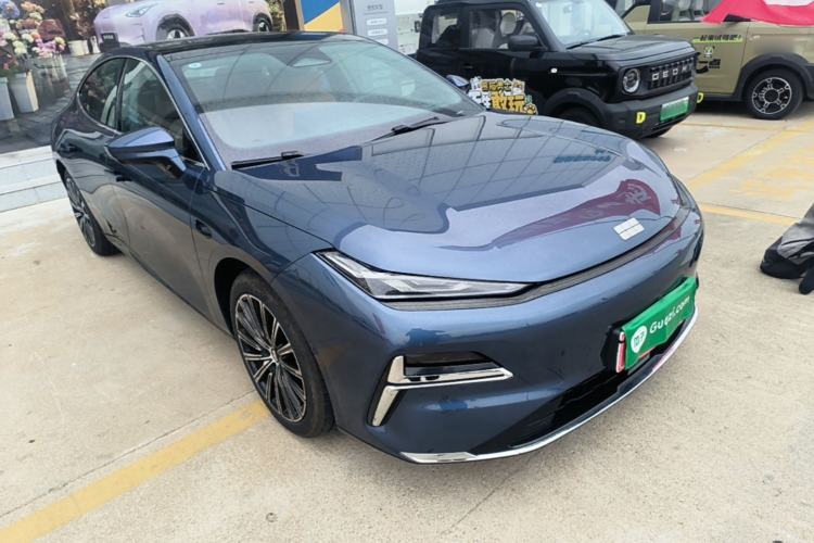 Used Geely Galaxy 8 2025 130km EM-P Exploration Edition Exterior 1