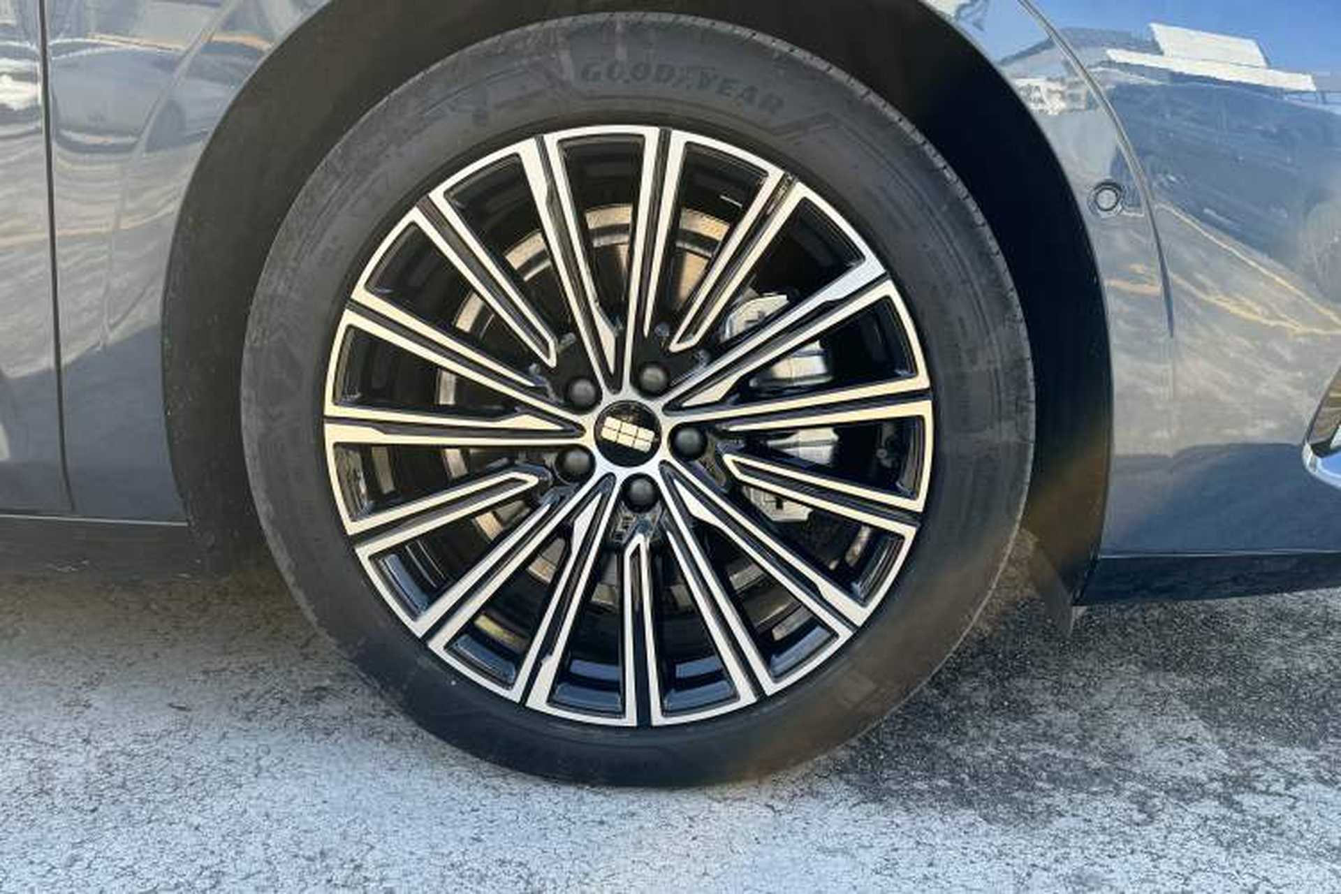 Used Geely Galaxy 8 2025 130km EM-P Exploration Edition Exterior 10