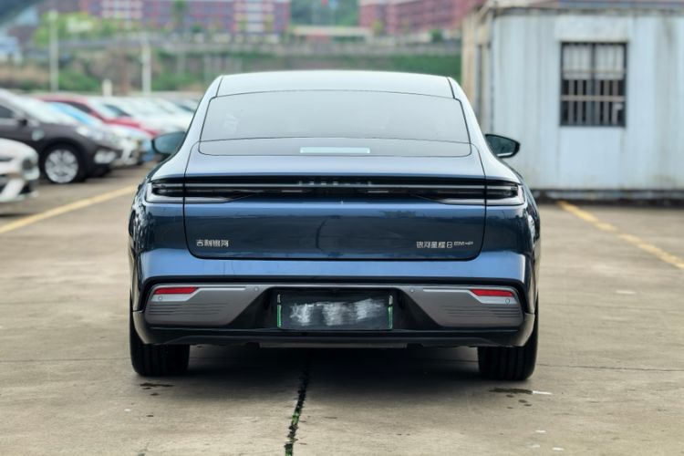 Used Geely Galaxy 8 2025 130km EM-P Starship Edition Exterior 2