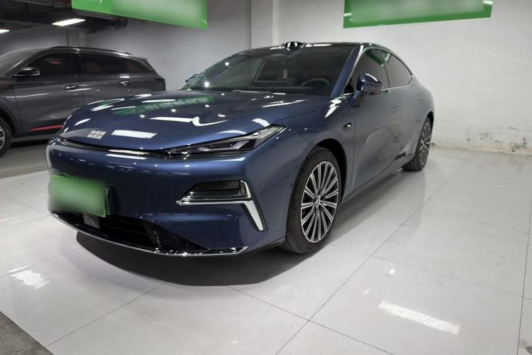 Used Geely Galaxy 8 2025 130km EM-P Starship Edition Exterior 3