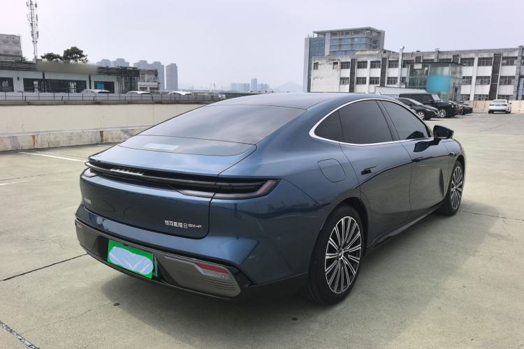 Used Geely Galaxy 8 2025 130km EM-P Starship Edition Exterior 3