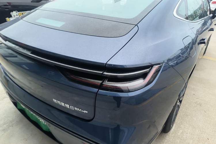 Used Geely Galaxy 8 2025 130km EM-P Exploration Edition Exterior 3