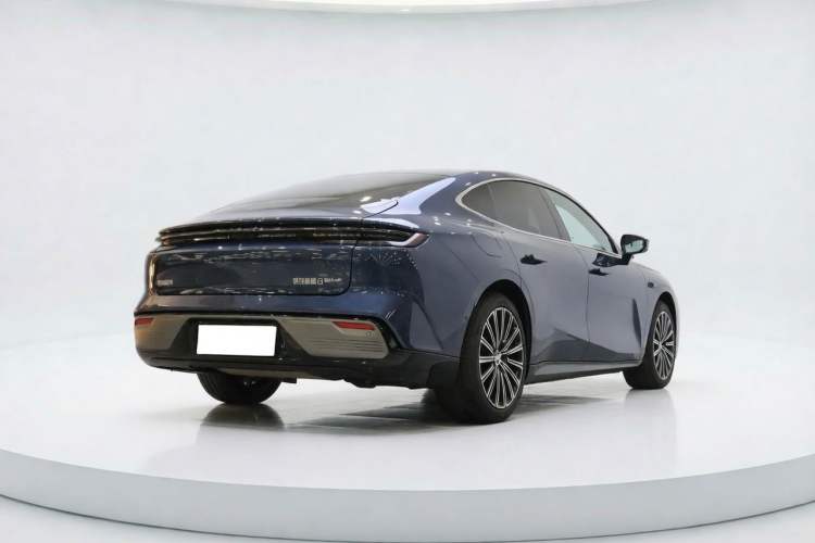 Used Geely Galaxy 8 2025 130km EM-P Starship Edition Exterior 5