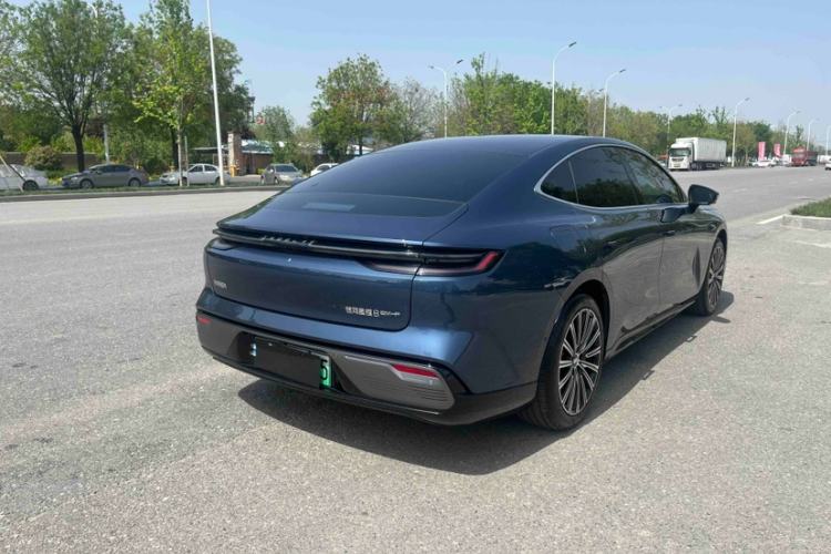 Used Geely Galaxy 8 2025 130km EM-P Starship Edition Exterior 6