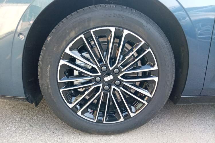 Used Geely Galaxy 8 2025 130km EM-i Prestige Edition Exterior 7