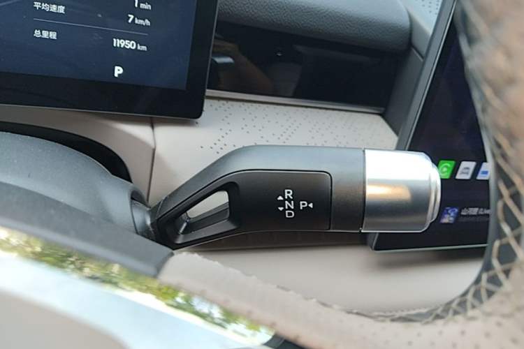 Used Geely Galaxy 8 2025 130km EM-P Starship Edition Gear Lever