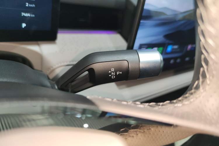 Used Geely Galaxy 8 2025 130km EM-P Exploration Edition Gear Lever