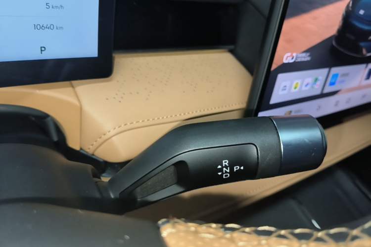 Used Geely Galaxy 8 2025 130km EM-P Starship Edition Gear Lever