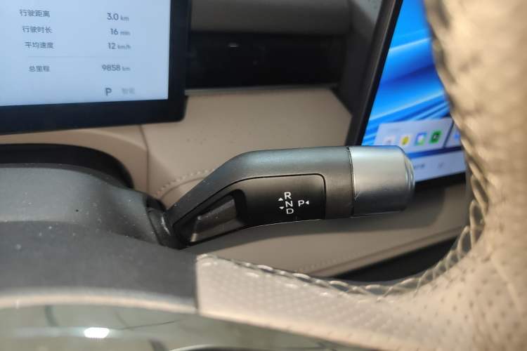 Used Geely Galaxy 8 2025 130km EM-P Starship Edition Gear Lever