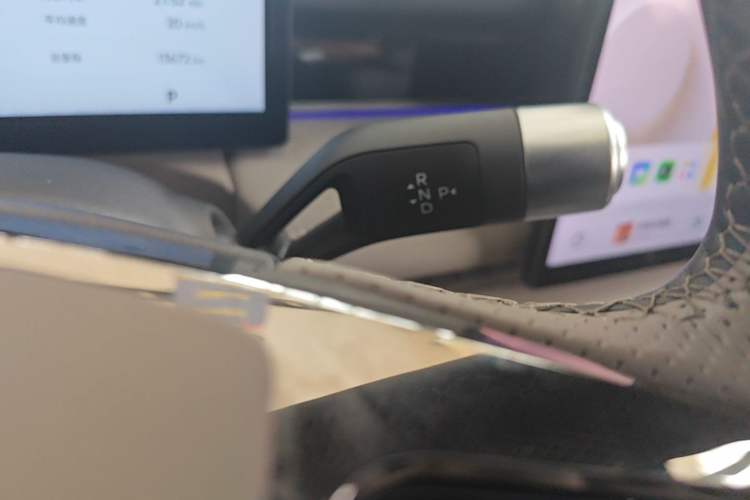 Used Geely Galaxy 8 2025 130km EM-P Starship Edition Gear Lever