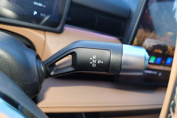 Used Geely Galaxy 8 2025 130km EM-i Deluxe Edition Gear Lever