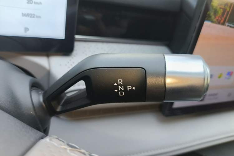 Used Geely Galaxy 8 2025 130km EM-P Starship Edition Gear Lever