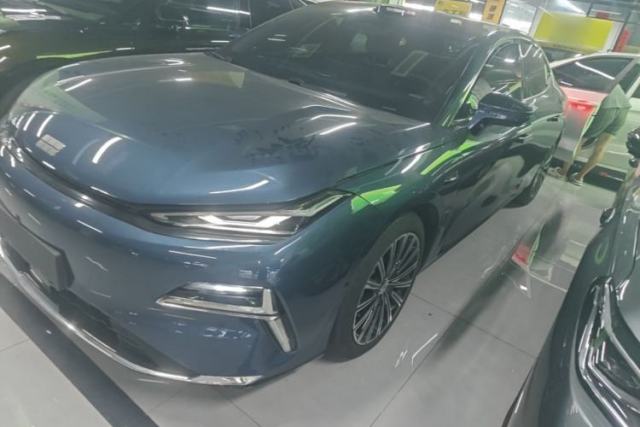 Used Geely Galaxy 8 2025 130km EM-P Starship Edition
