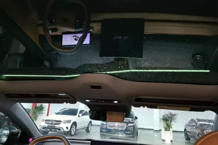 Used Geely Galaxy 8 2025 130km EM-i Prestige Edition Headliner