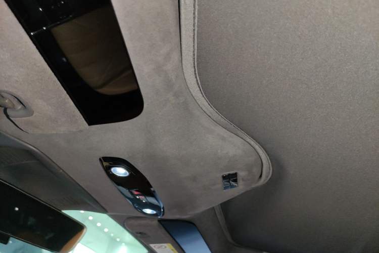 Used Geely Galaxy 8 2025 130km EM-i Flagship Edition Headliner