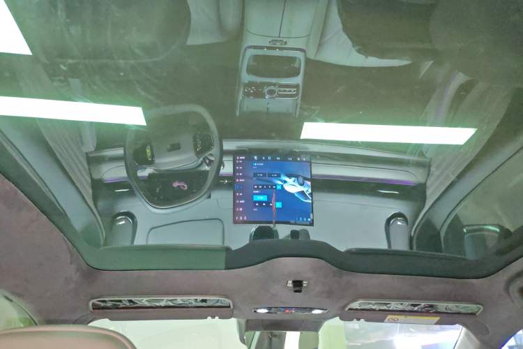 Used Geely Galaxy 8 2025 130km EM-P Starship Edition Headliner