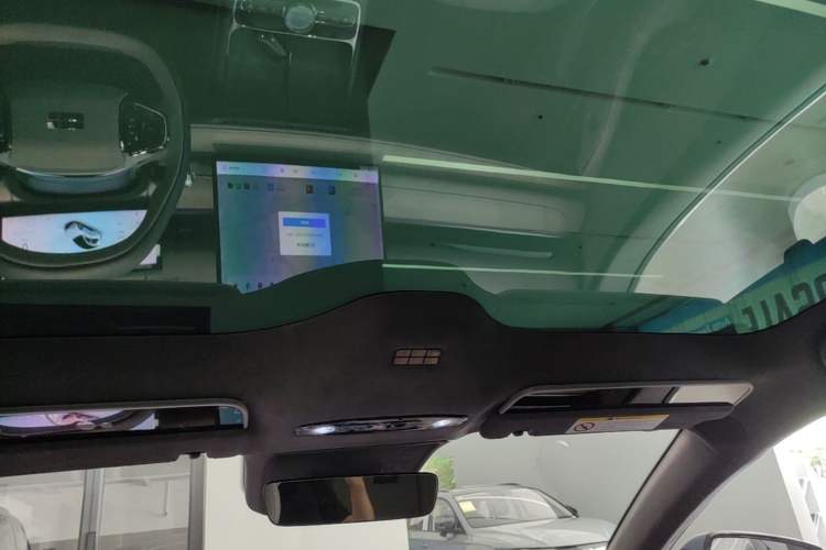 Used Geely Galaxy 8 2025 130km EM-i Flagship Edition Headliner