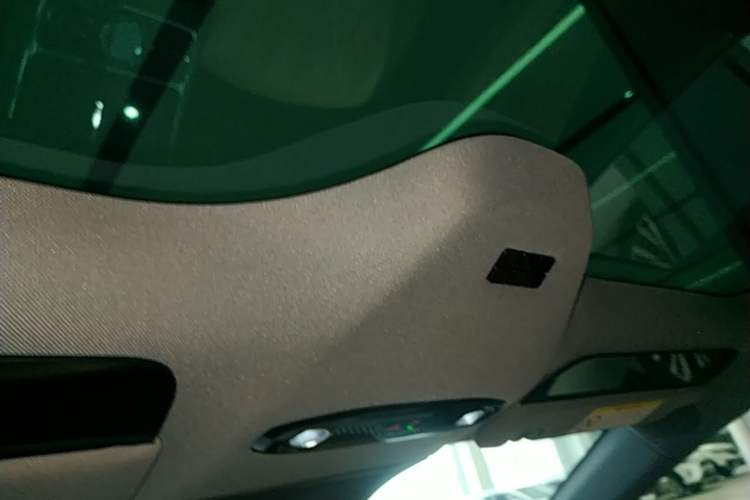 Used Geely Galaxy 8 2025 130km EM-i Prestige Edition Headliner