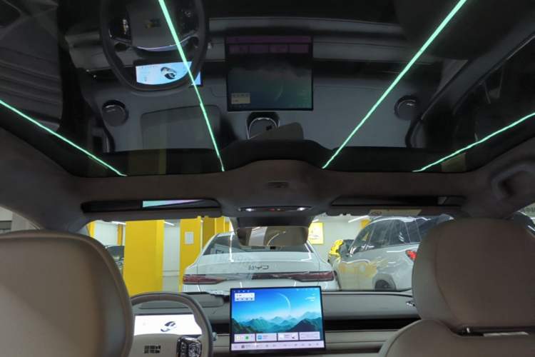 Used Geely Galaxy 8 2025 130km EM-P Starship Edition Headliner