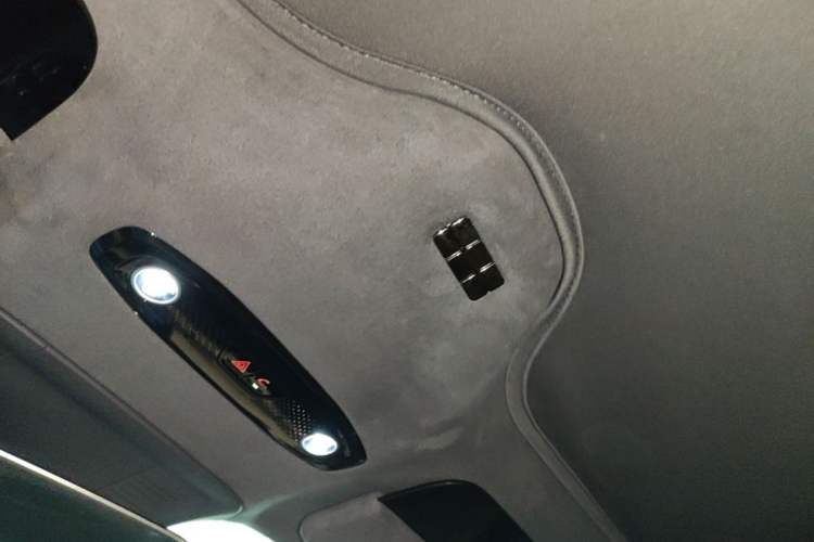 Used Geely Galaxy 8 2025 130km EM-i Flagship Edition Headliner