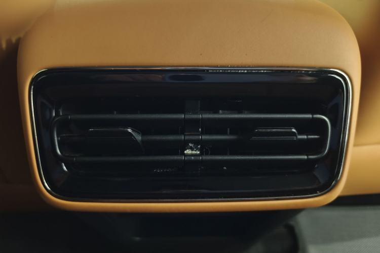 Used Geely Galaxy 8 2025 130km EM-i Flagship Edition Interior 10