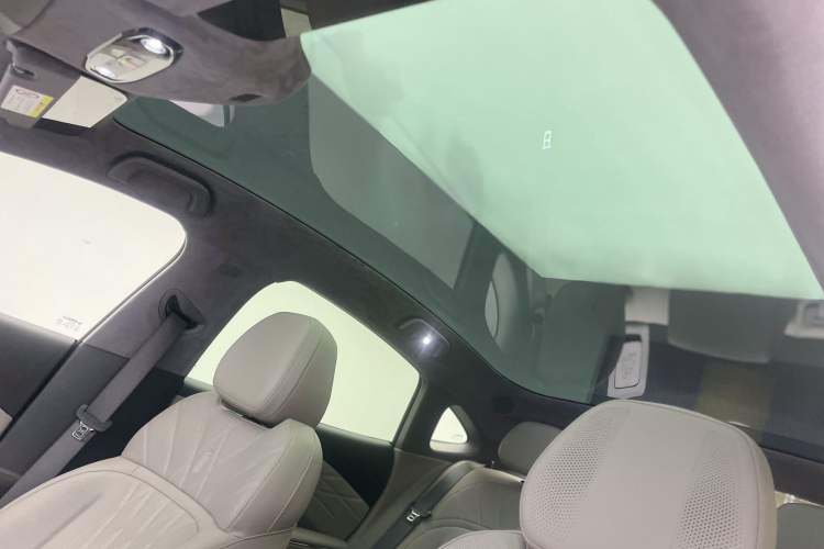 Used Geely Galaxy 8 2025 130km EM-P Starship Edition Interior 3