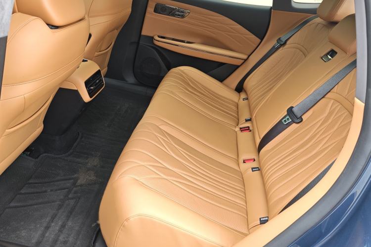 Used Geely Galaxy 8 2025 130km EM-P Exploration Edition Interior 6