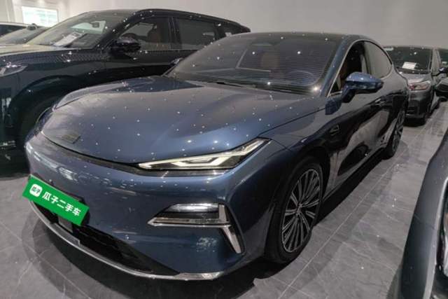 Gebrauchter Geely Galaxy 8 2025 130km EM-i Flagship Edition