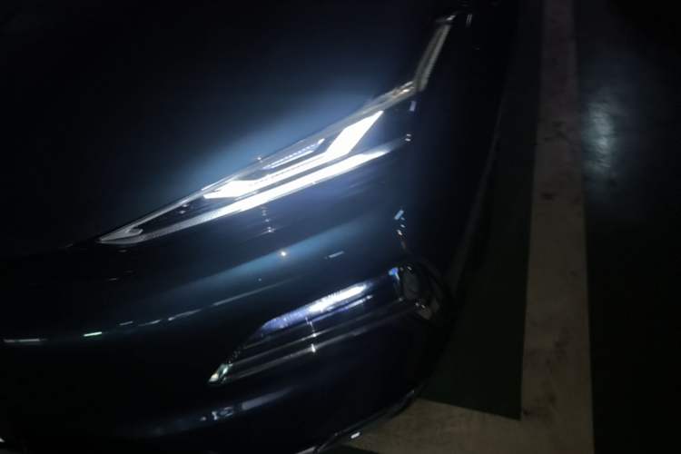Used Geely Galaxy 8 2025 130km EM-i Flagship Edition Left Front Headlight