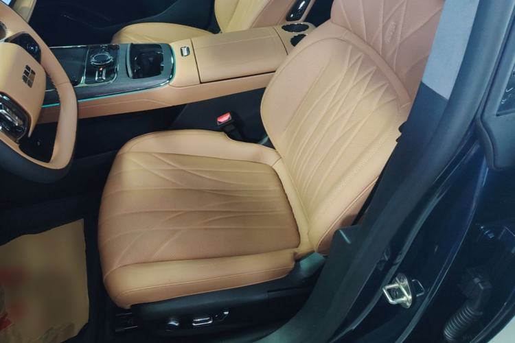 Used Geely Galaxy 8 2025 130km EM-P Exploration Edition Left Front Seat