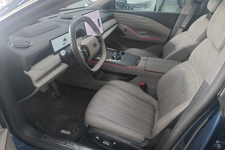 Used Geely Galaxy 8 2025 130km EM-P Starship Edition Left Front Seat