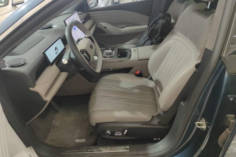 Used Geely Galaxy 8 2025 130km EM-P Starship Edition Left Front Seat