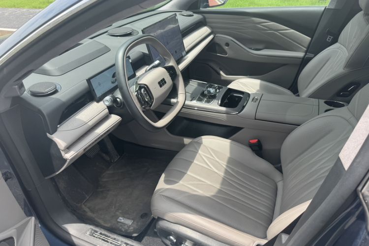 Used Geely Galaxy 8 2025 130km EM-P Starship Edition Left Front Seat