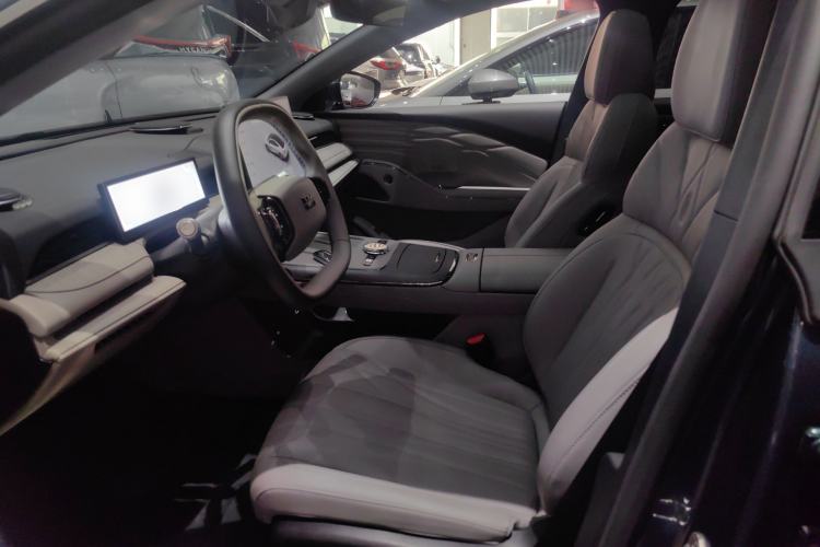 Used Geely Galaxy 8 2025 130km EM-i Deluxe Edition Left Front Seat