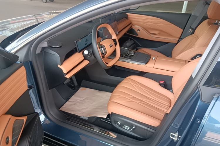 Used Geely Galaxy 8 2025 130km EM-P Exploration Edition Left Front Seat