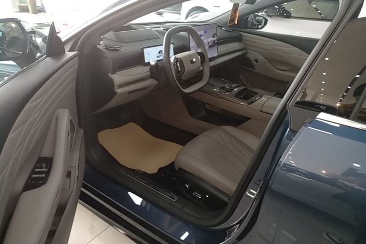Used Geely Galaxy 8 2025 130km EM-P Starship Edition Left Front Seat