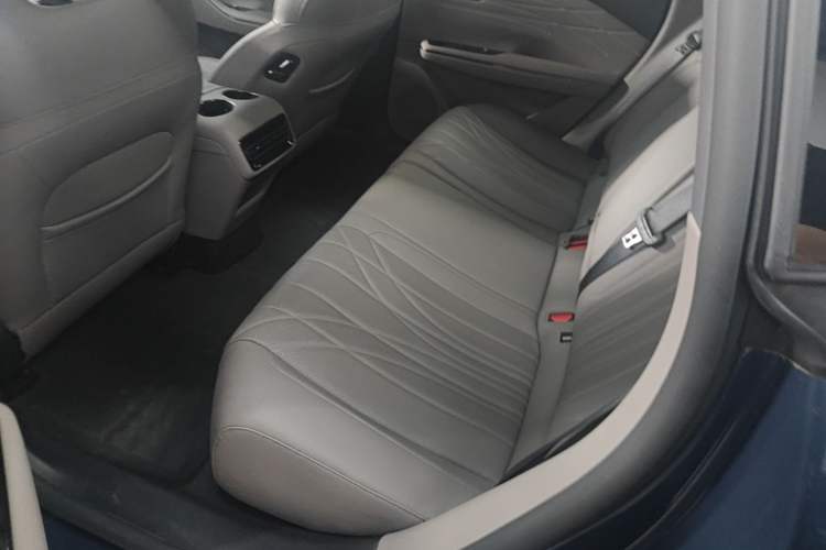 Used Geely Galaxy 8 2025 130km EM-P Starship Edition Left Rear Seat