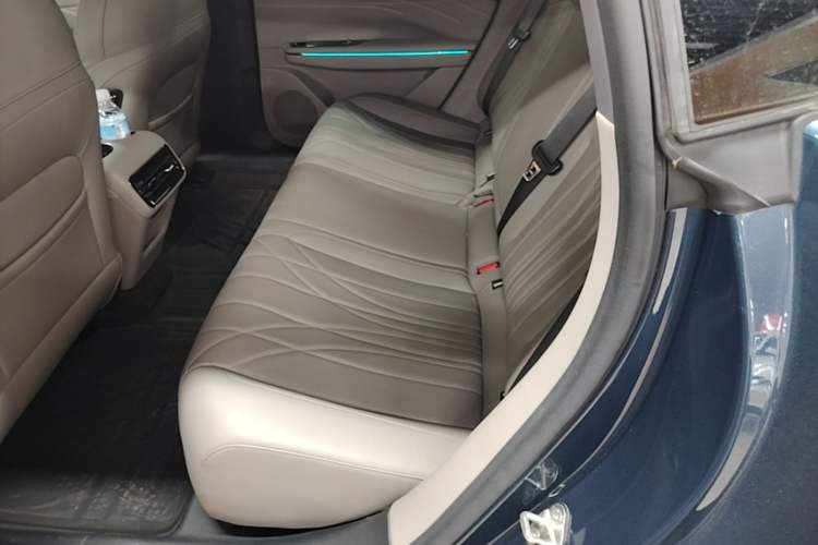 Used Geely Galaxy 8 2025 130km EM-P Starship Edition Left Rear Seat