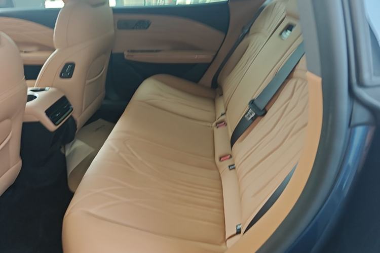 Used Geely Galaxy 8 2025 130km EM-i Flagship Edition Left Rear Seat