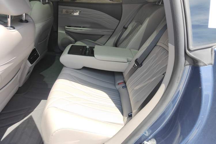 Used Geely Galaxy 8 2025 130km EM-P Starship Edition Left Rear Seat