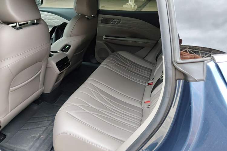 Used Geely Galaxy 8 2025 130km EM-P Starship Edition Left Rear Seat