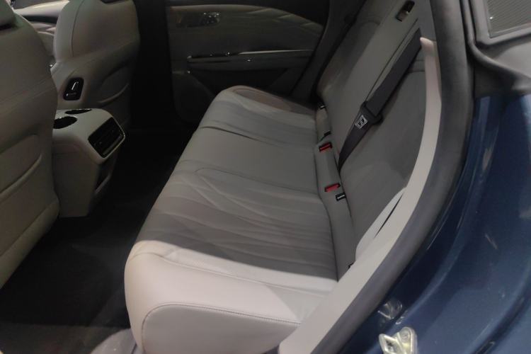 Used Geely Galaxy 8 2025 130km EM-i Deluxe Edition Left Rear Seat