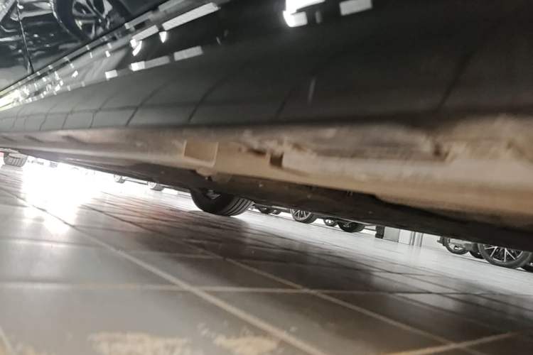 Used Geely Galaxy 8 2025 130km EM-P Starship Edition Left Side Sill