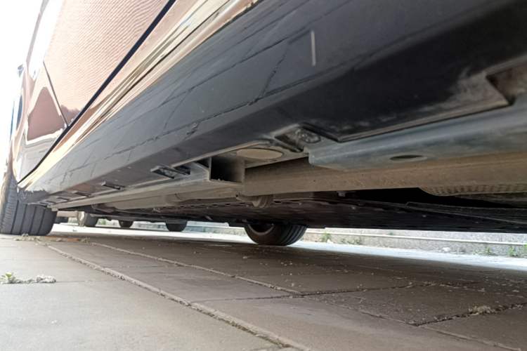 Used Geely Galaxy 8 2025 130km EM-P Starship Edition Left Side Sill