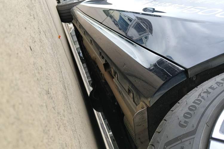 Used Geely Galaxy 8 2025 130km EM-P Starship Edition Left Side Sill