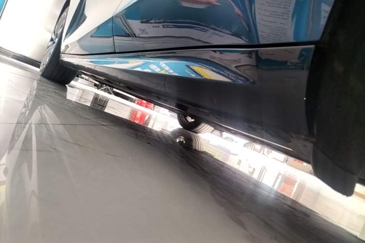 Used Geely Galaxy 8 2025 130km EM-P Starship Edition Left Side Sill
