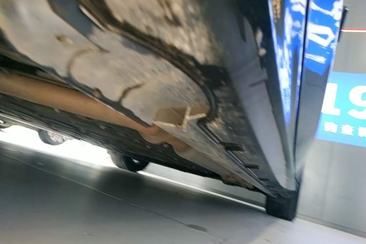 Used Geely Galaxy 8 2025 130km EM-i Prestige Edition Left Side Sill