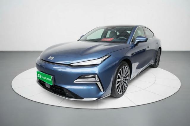 Used Geely Galaxy 8 2025 130km EM-P Starship Edition